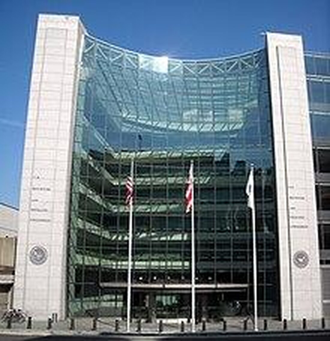USA's SEC genehmigt Krypto-ETFs trotz Skepsis – Was bedeutet das für Bitcoin, Ether und die Zukunft des Marktes?