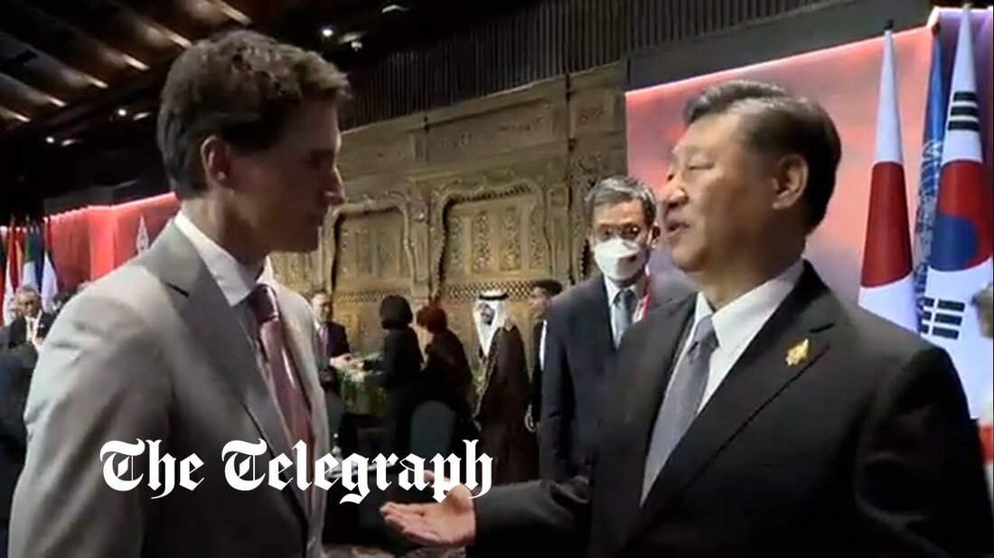 Xi Jinping hat Justin Trudeau in einem bemerkenswerten Austausch, der auf dem G20-Gipfel vor der Kamera festgehalten wurde, verkleidet, weil er angeblich Details ihres privaten Treffens an die Presse weitergegeben hatte. Chinas Führer und der kanadische Premierminister trafen sich am Dienstag zum ersten Mal seit drei Jahren, als Herr Trudeau Berichten zufolge „ernsthafte Bedenken“ über chinesische „Einmischungsaktivitäten“ in Kanada äußerte, einschließlich möglicher Wahlmanipulationen. Innerhalb weniger Stunden wurden Einzelheiten des zehnminütigen Gesprächs, das auch Diskussionen über Nordkorea und den Krieg in der Ukraine beinhaltete, „einer Regierungsquelle“ gutgeschrieben und erschienen bei Agence France-Presse, einer internationalen Nachrichtenagentur. Am Mittwochmorgen konfrontierte Herr Xi Herrn &hellip;