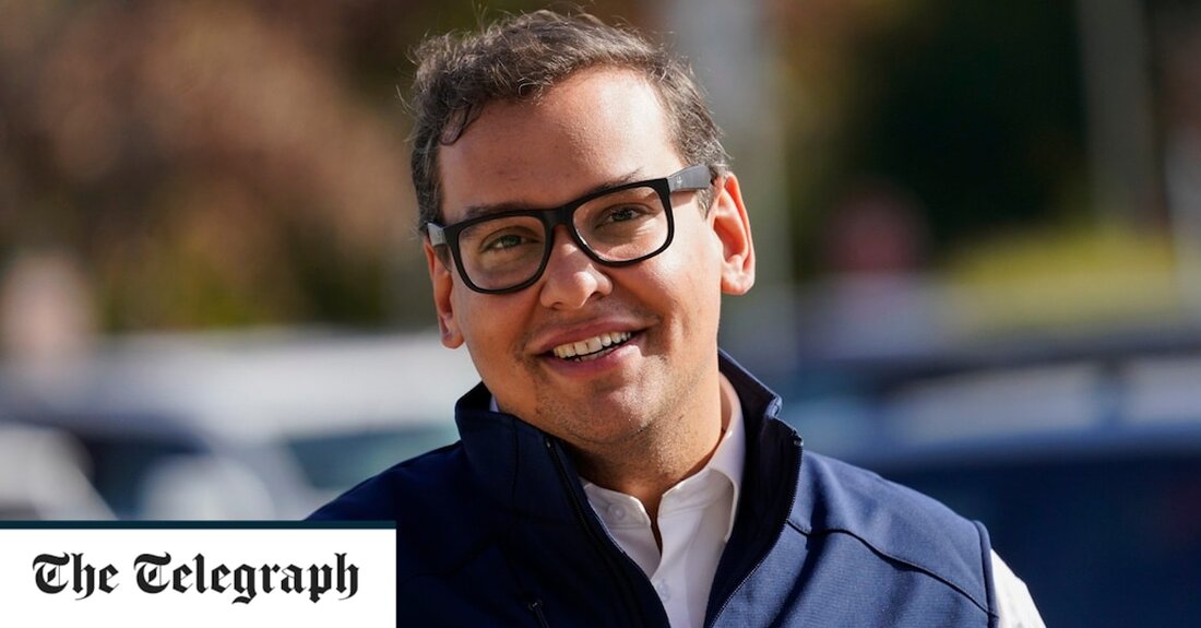 George Santos, der republikanische Kongressabgeordnete, der wegen einer Reihe von Skandalen zum Rücktritt gezwungen wurde, wurde von einem ehemaligen Berater der sexuellen Belästigung beschuldigt. Die von Derek Myers an die Ethikkommission des Repräsentantenhauses gerichtete Beschwerde kam, als sich herausstellte, dass das FBI Vorwürfe untersuchte, dass Herr Santos einen Marineveteranen um 3.000 Dollar (2.488 £) betrogen hatte, die er gesammelt hatte, um sich um seinen sterbenden Hund zu kümmern. Der 34-jährige Kongressabgeordnete sieht sich einem Sturm von Anschuldigungen über seine Vergangenheit gegenüber, nachdem er zugegeben hatte, während des Wahlkampfs über seine Lebensgeschichte gelogen zu haben. Herr Myers behauptet, der Kongressabgeordnete habe &hellip;