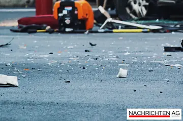 Autofahrer übersieht Weihnachtstrecker: Crash mit Folgen in Celle!