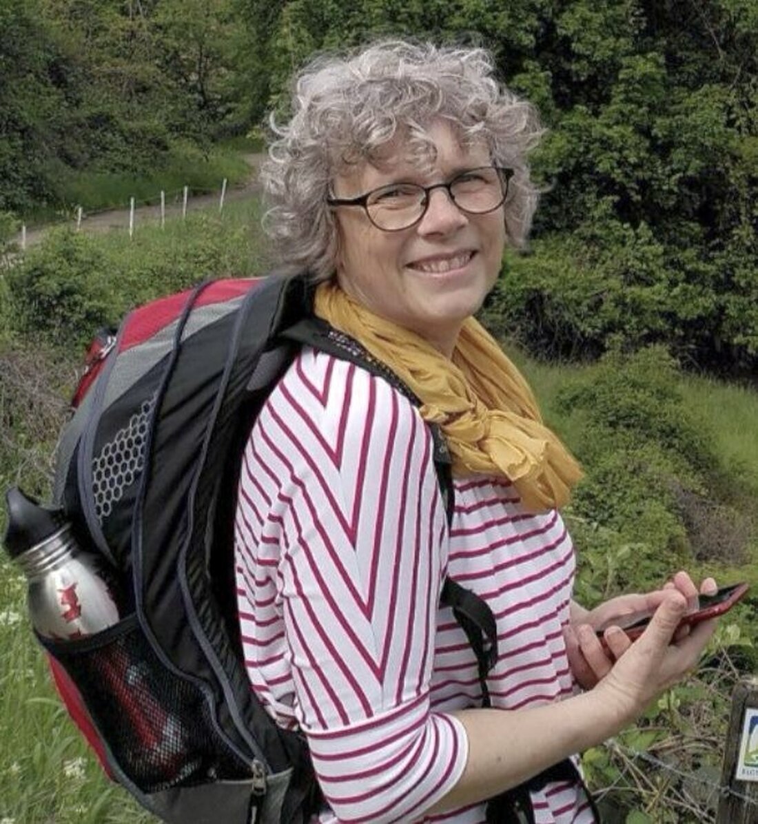 Die Polizei sucht dringend nach der 65-jährigen Doris Breckner aus Waldems/Wiesbaden, die seit Samstag vermisst wird. Hinweise bitte an die Kripo.