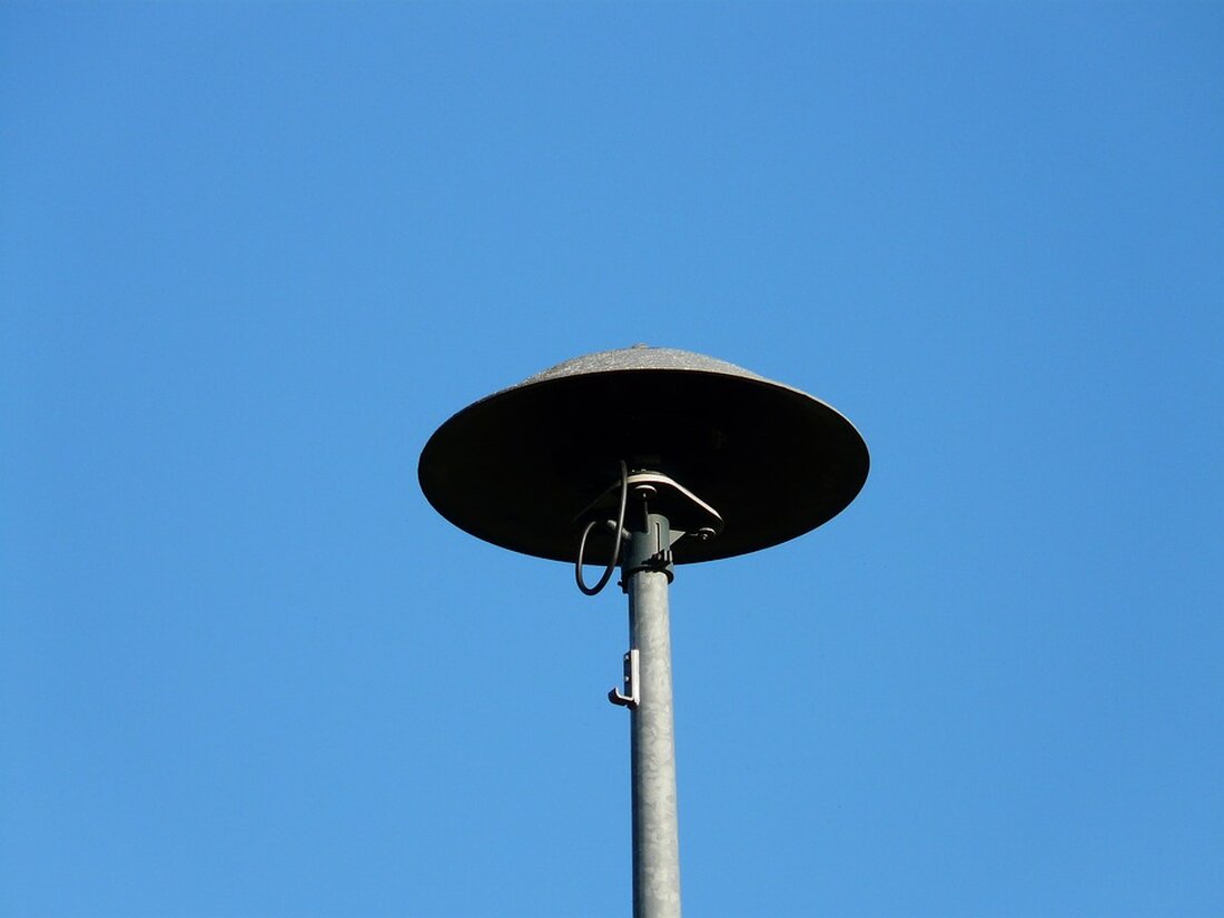 Das UFZ Helmholtz Zentrum für Umweltforschung erstellt täglich einen Dürremonitor. Die Erkenntnisse sind auch für Nordsachsen alarmierend. Dürremonitor gibt Auskunft Landkreis. Wer auf die Karte schaut, sieht es in grellen Farben. In weiten Teilen Nordsachsens herrscht derzeit in den Bodenschichten extreme, teilweise sogar außergewöhnliche Dürre. Das UFZ Helmholtz Zentrum für Umweltforschung hat in Zusammenarbeit mit dem Deutschen Wetterdienst viele Messdaten gesammelt und damit einen sogenannten Dürremonitor erstellt.