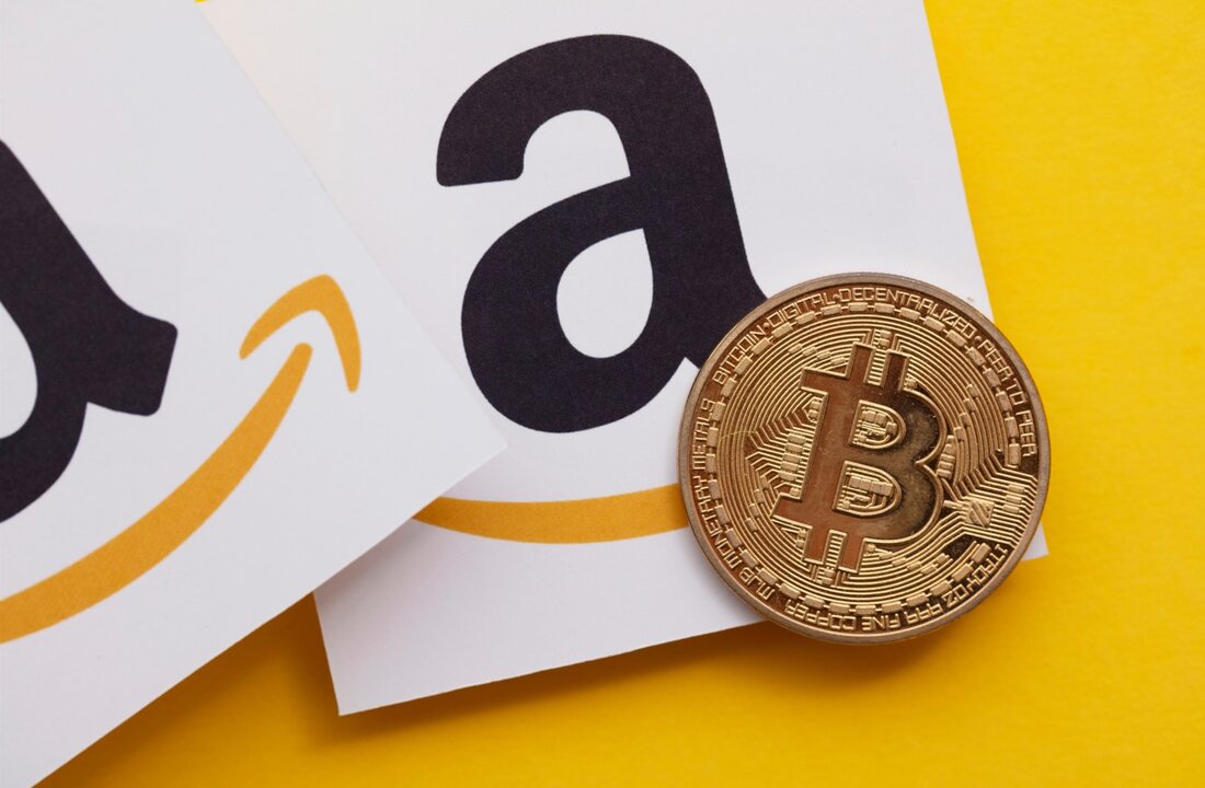 Die Aktie von MicroStrategy hat im vergangenen Jahr die Aktie von Amazon um 537 % übertroffen Der Vorschlag sieht vor, dass Amazon einige Bitcoins einbezieht, um den Shareholder Value zu maximieren, ohne zu viel Risiko einzugehen Letzte Woche forderte Michael Saylor, CEO von MicroStrategy, Microsoft auf, Bitcoin einzuführen, und nannte es „digitales Kapital“. Eine Gruppe von Amazon-Aktionären hat beantragt, dass das Unternehmen 5 % seines Vermögens in Bitcoin anlegt. Das National Center for Public Policy Research, eine marktwirtschaftliche, unabhängige konservative Denkfabrik, legte den Vorschlag Amazon zur Prüfung auf seiner Jahreshauptversammlung 2025 vor. Der Vorschlag, geteilt von Tim Kotzman, einem Podcast-Moderator …