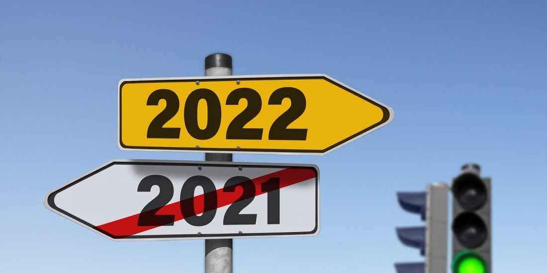 2022 werden die Regulierungsbehörden tiefer in die Kryptowährungsbranche vordringen und hoffentlich Entwicklern und Anwendern ermöglichen, frei zu agieren. In diesem Jahr werden auch Kryptowährungsprojekte an der Skalierung arbeiten, um Händler zu Zahlungen zu locken, glaubt Sam Bankman-Fried. 2021 war ein großartiges Jahr für digitale Währungen, mit einer Einführung auf einem Allzeithoch und Preisen, die in diesem Jahr für die meisten Kryptowährungen Rekordhöhen erreichten. Laut einem der reichsten und einflussreichsten Männer in der Welt der Kryptowährungen wird 2022 ein Jahr des Vordringens in Mainstream-Kreise sein. Regulierungen, Skalierung und noch höhere Akzeptanz werden 2022 bestimmen, glaubt Sam Bankman-Fried (SBF). Bankman-Fried ist CEO &hellip;