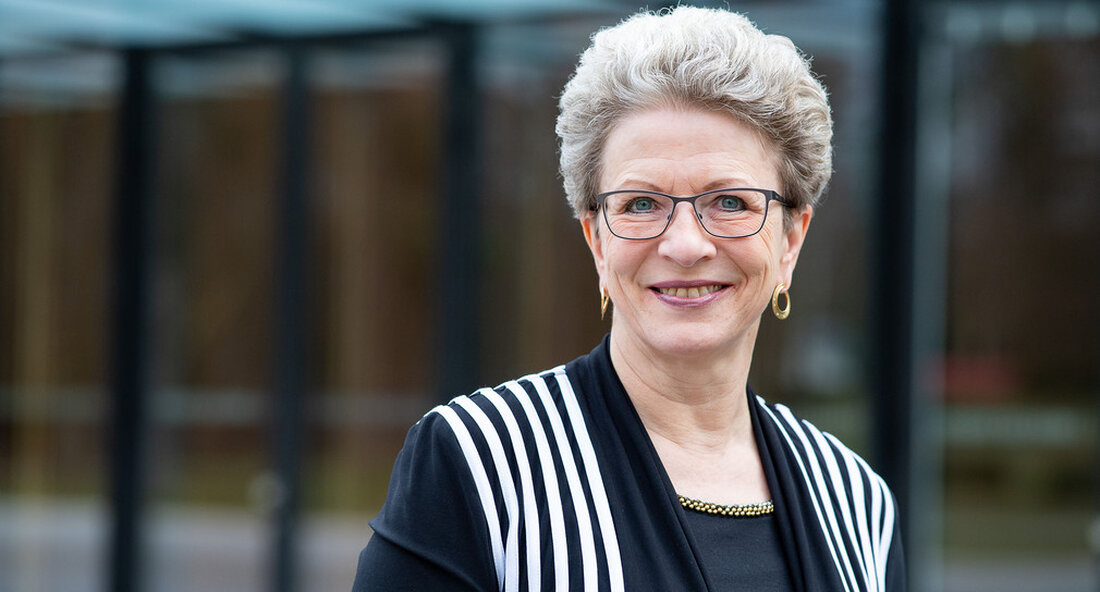 Die ehemalige Oberbürgermeisterin von Reutlingen, Barbara Bosch, wird neue Landesrätin für Zivilgesellschaft und Bürgerbeteiligung. Barbara Bosch verfügt über langjährige Erfahrung in Zivilgesellschaft, Kommunen und Bürgerbeteiligung. Premierminister Winfried Kretschmann wird dem baden-württembergischen Landtag vorschlagen, die ehemalige Oberbürgermeisterin von Reutlingen, Barbara Bosch, als neue ehrenamtliche Landesrätin für Zivilgesellschaft und Bürgerbeteiligung in die Regierung zu berufen. Wenn der Landtag diesem Vorschlag zustimmt, wird die neue Staatsrätin morgen, Donnerstag, 22. Juli 2021, vereidigt. Bosch tritt damit die Nachfolge von Gisela Erler an, unter deren Leitung in den vergangenen zehn Jahren das Thema Bürgerbeteiligung entwickelt und flächendeckend etabliert wurde das Land. „Ich freue mich sehr, …