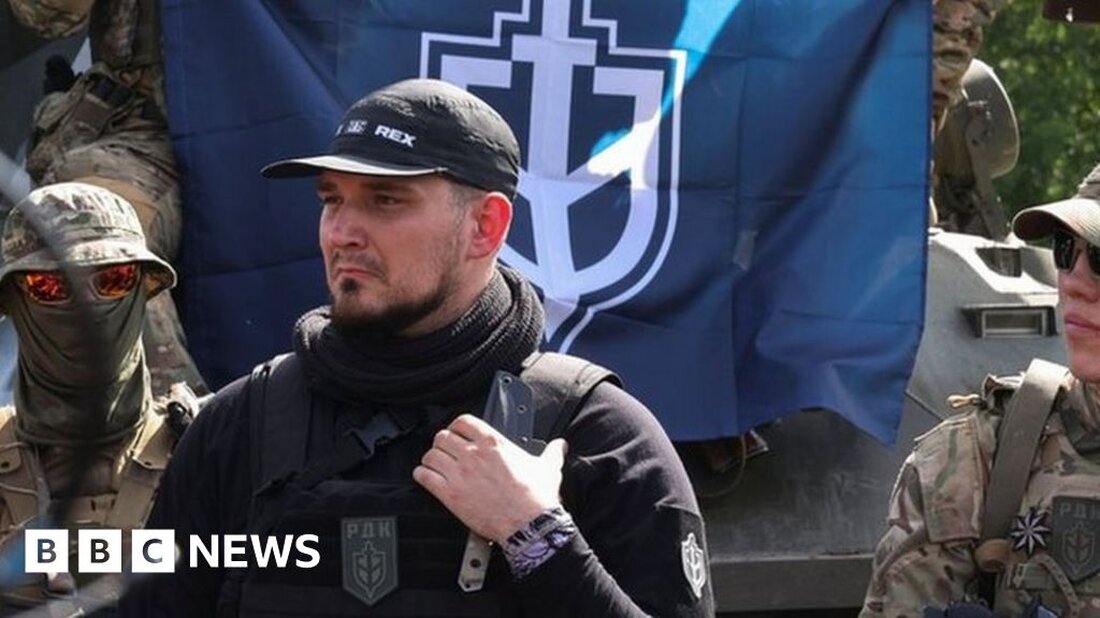 Der Chef der russischen paramilitärischen Gruppe, die sagte, sie stecke hinter einem grenzüberschreitenden Überfall aus der Ukraine auf Russland, hat weitere solcher Überfälle versprochen. „Ich denke, dass Sie uns auf dieser Seite wiedersehen werden“, sagte Denis Kapustin, der das Russische Freiwilligenkorps (RDK) leitet. Russland sagte, es habe den Überfall abgewehrt und dabei mehr als 70 Saboteure getötet. Der russische Verteidigungsminister Sergej Schoigu versprach eine „harte Reaktion“ auf künftige Übergriffe. Die Ukraine bestreitet eine Beteiligung an der Razzia. Die RDK beanspruchte zusammen mit der Legion der Freiheit Russlands (LSR) den Überfall am Montag auf die Region Belgorod. Herr Kapustin, dessen Kampfname …