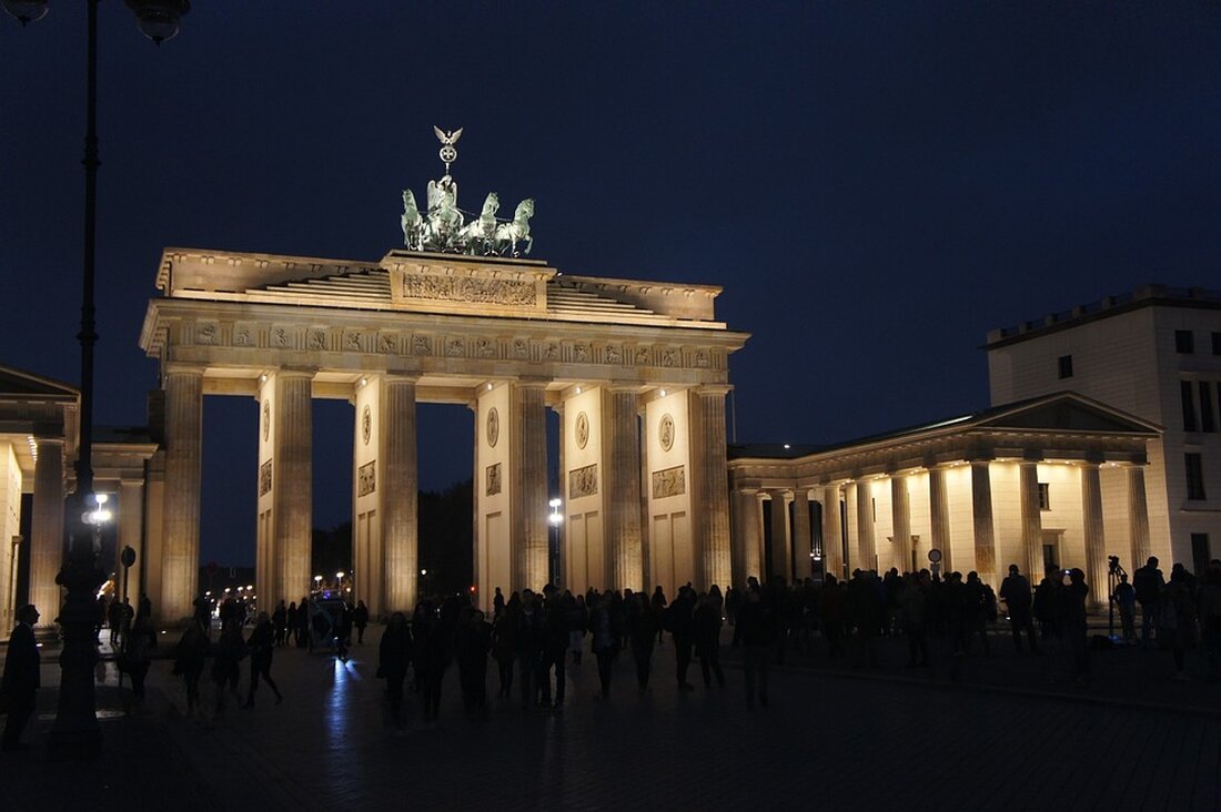 Am 13. August 2024 findet in Berlin eine Gedenkveranstaltung zum 63. Jahrestag des Baus der Berliner Mauer statt. Bezirksbürgermeister Oliver Igel lädt gemeinsam mit Peter Groos zur Erinnerung an die Mauertoten ein. Erfahren Sie hier alle Details zur Veranstaltung.