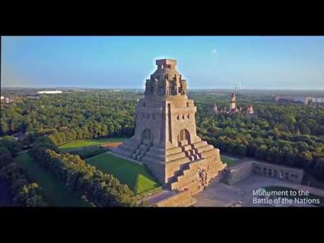 Genießen Sie die berühmtesten Sehenswürdigkeiten von Leipzig von oben. Lehnen Sie sich zurück und lassen Sie sich von der Schönheit dieser Stadt inspirieren! © Norbert Fleischer / Droni Bilder Youtube-Link