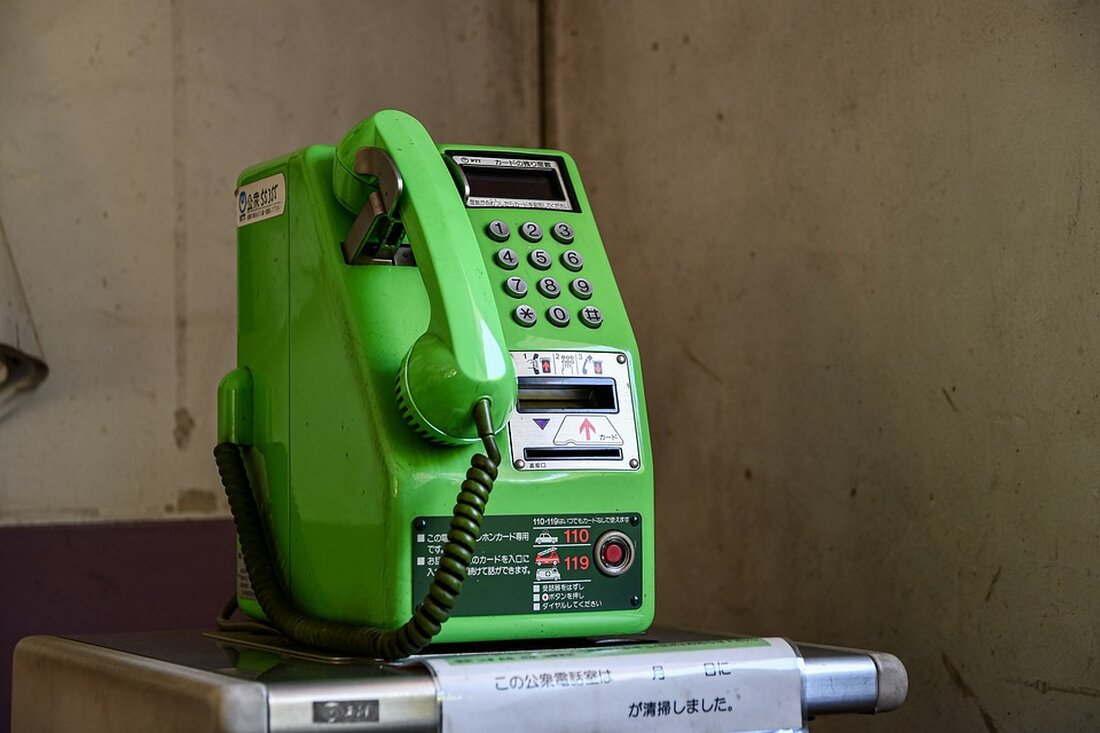 Die Polizei warnt vor Telefonbetrügern, die unter Druck hohe Geldbeträge fordern. Informieren Sie sich über Schutzmaßnahmen.