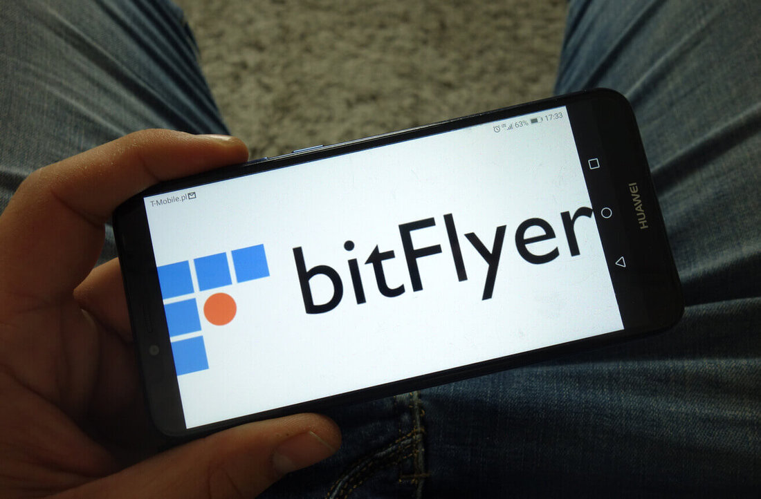 bitFlyer hat 100 % der Anteile von FTX Japan erworben und wird die Plattform bis zum 26. August 2024 umbenennen. Die in Tokio ansässige Kryptobörse wird über die neue Tochtergesellschaft außerdem ein neues Krypto-Verwahrungsgeschäft starten. Die japanische Kryptobörse bitFlyer Holdings hat laut einer am 26. Juli veröffentlichten Ankündigung die Übernahme von FTX Japan bekannt gegeben. Die in Tokio ansässige Börse bemerkt dass es die 100-prozentige Übernahme der FTX Japan-Aktien abgeschlossen habe, ein Schritt, der das Geschäft von FTX Japan zu einer „hundertprozentigen Tochtergesellschaft“ von bitFlyer mache. „Wir freuen uns, bekannt geben zu können, dass bitFlyer Holdings heute die Übernahme von …