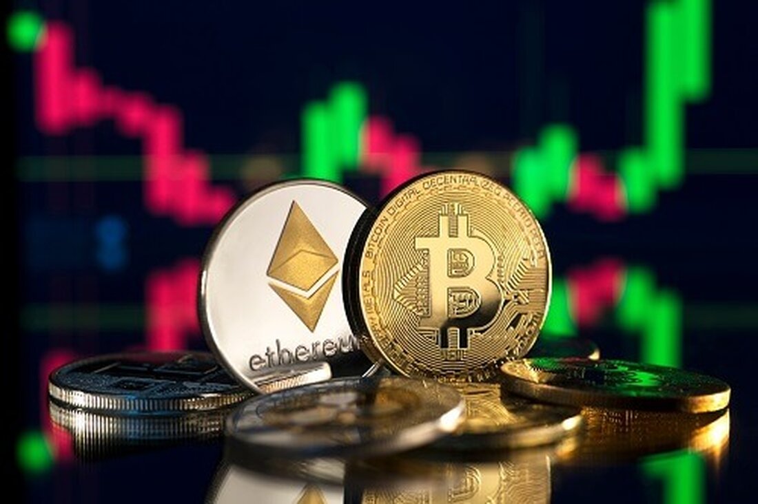 Bitcoin stieg am Mittwoch auf 26.820 US-Dollar und handelte damit in die entgegengesetzte Richtung wie Aktien, da der Dollar-Index ein 10-Monats-Hoch erreichte. Eine Lockerung des DXY könnte dazu führen, dass der Bitcoin-Preis über die 26.000-Dollar-Basis steigt. Bitcoin (BTC) trotzte am Mittwoch einem Anstieg des Dollar-Index (DXY) und stieg in den frühen US-Handelsstunden auf über 26.820 US-Dollar. Die Gewinne der Benchmark-Kryptowährung gaben dem Altcoin-Markt Auftrieb, wobei mehrere Token ordentliche Bewegungen verzeichneten, um die Gesamtmarktkapitalisierung um etwa 1,5 % zu steigern. Doch als der DXY, der die Stärke des Greenbacks gegenüber einem Korb anderer wichtiger Währungen misst, mit 106,83 den höchsten Stand …