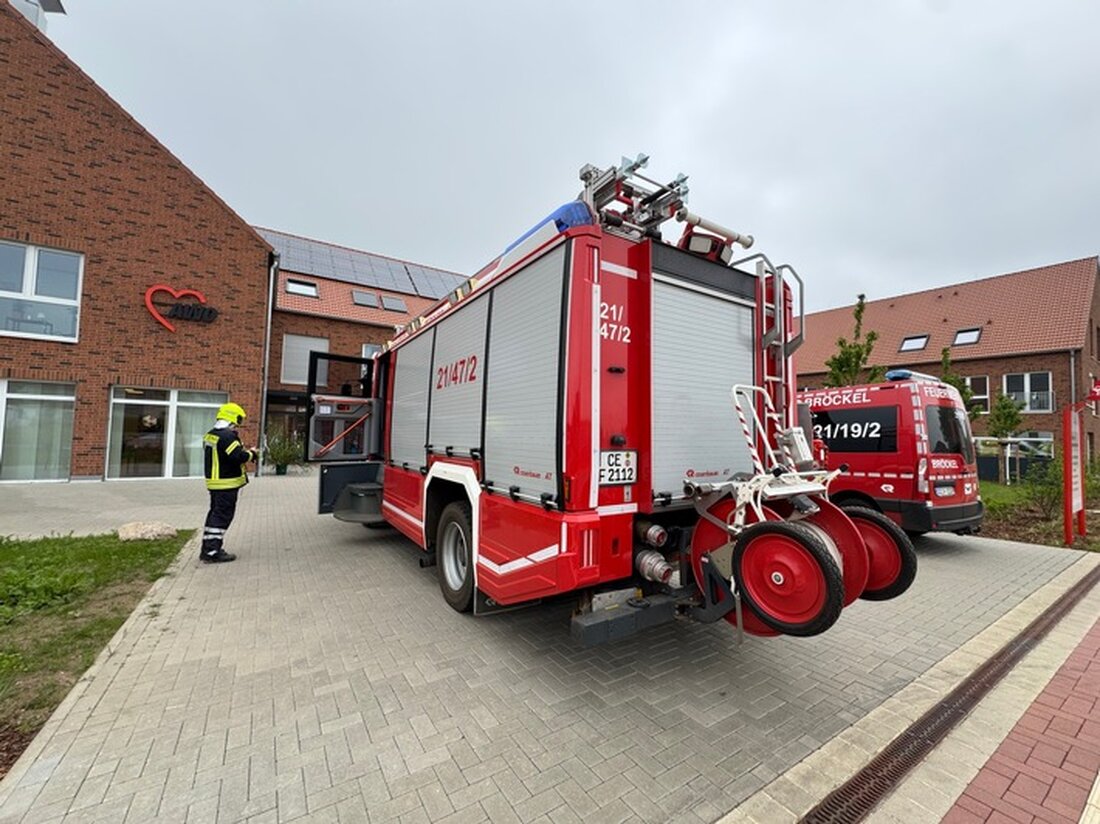 Am 5. Mai 2025 löste die Brandmeldeanlage im Bröckeler Gesundheitszentrum aus. Feuerwehr Flotwedel entschied schnell: Hitzeentwicklung durch Toaster.