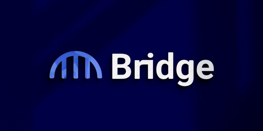Bridgetown, Barbados, 6. April 2022, Kettendraht Bridge Network, ein kettenübergreifendes Kommunikationsprotokoll, hat seine Finanzierungsrunde in Höhe von 3,8 Millionen Dollar mit Unterstützung von FTX Ventures, MEXC Global, Master Ventures, Blockfinex, Croc Capital und anderen abgeschlossen. Das Protokoll befindet sich seit über einem Jahr in der Entwicklung und plant, die Art und Weise, wie Benutzer in der Multichain-Welt mit Transaktionen umgehen, zu revolutionieren, wobei der Schwerpunkt auf Benutzererfahrung, Sicherheit und Skalierbarkeit liegt. Die Cross-Chain-Super-DApp bietet alle Tools, die ein Benutzer möglicherweise benötigt, um auf einfache Weise Cross-Chain-Transaktionen durchzuführen, ohne zwischen den Plattformen wechseln zu müssen. Token-Bridging, NFT-Bridging, Cross-Chain-Swaps und mehr können …