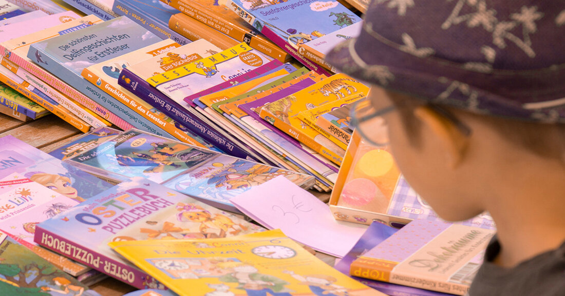 In der Zeit von 14 bis 17 Uhr verkaufen Kinder ihre ausgelesenen Bücher an neue Leseratten. Lauschige Plätzchen zum Schmökern im neuen Lieblingsbuch sind auf dem großen Abenteuerspielplatz oder der Sonnenterasse des RegenwaldBistros zu finden. Zeit und Ort Sonnabend,…