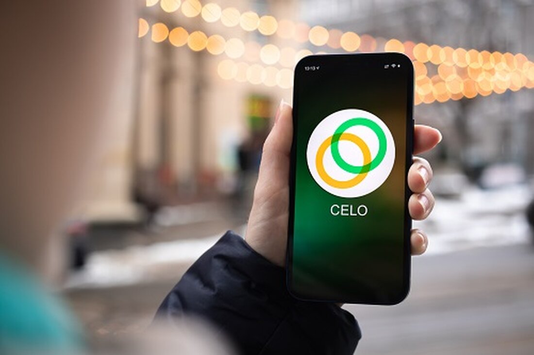 Der Celo-Preis stieg am Dienstag auf Tageshöchststände von 0,73 $, wobei das Handelsvolumen um 139 % stieg. Der Preisanstieg folgte auf die Nachricht von der Celo Foundation und der Google Cloud-Partnerschaft, um Web3-Gründer in der Celo-Blockchain zu fördern. Der CELO-Preisausblick deutet darauf hin, dass die Haupthürde bei 0,74 $ liegt, während die unmittelbare Hauptunterstützung bei etwa 0,56 $ liegt. Der CELO-Preis stieg am Dienstag, als die Celo Foundation und Google Cloud eine Partnerschaft eingingen, um die weitere Einführung in Web3 zu beschleunigen. Der CELO-Preis wurde früher am Tag auf Tiefstständen von 0,65 $ gehandelt, schoss jedoch auf Intraday-Höchststände über 0,73 …