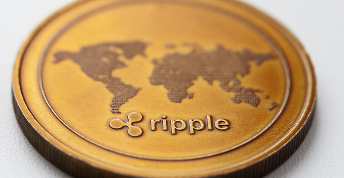 Brad Garlinghouse sagte, dass Ripple in einer „starken finanziellen Position“ sei und dass ein Ripple-Börsengang ein „Hintergrundthema“ gewesen sei. Garlinghouse sagte, dass Gary Genslers „Tage als SEC-Vorsitzender gezählt“ seien Der CEO glaubt, dass der Gegenwind am Markt allmählich nachlässt und mehr Kapital in die Branche strömt Der CEO von Ripple sagte, ein Börsengang habe für das Unternehmen keine Priorität, unter anderem wegen der Herausforderungen mit der US-Börsenaufsicht SEC (Securities and Exchange Commission). Apropos Auf der Ripple Swell-Konferenz sprach Brad Garlinghouse über die Zukunft von XRP, die SEC, die Kryptoregulierung, Ripples neuen RLUSD-Stablecoin und die Einreichung von börsengehandelten XRP-Fonds (ETF). Zum …