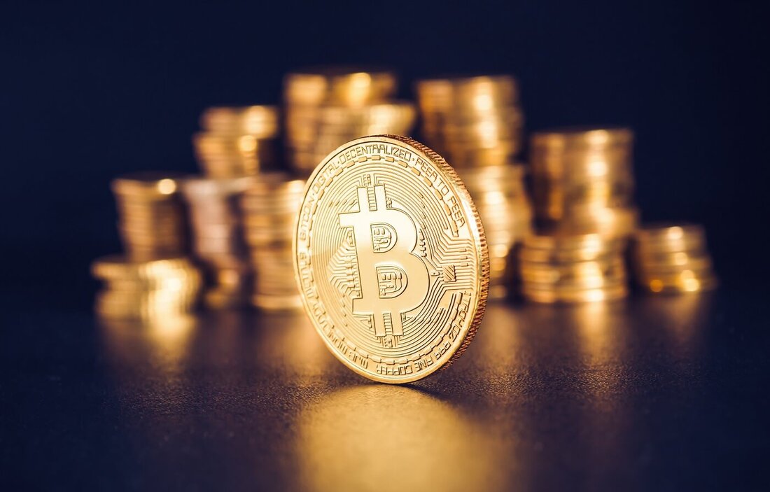 Cantor Fitzgerald möchte ein Bitcoin-Finanzierungsunternehmen mit einem Startkapital von 2 Milliarden Dollar gründen. Der CEO des Finanzdienstleistungsriesen kündigte die Pläne bei Bitcoin 2024 an. Cantor Fitzgerald wird mit führenden Bitcoin-Verwahrungsplattformen zusammenarbeiten, um Anlegern, die BTC halten, eine Hebelwirkung zu bieten. Cantor Fitzgerald, ein in New York ansässiges globales Finanzdienstleistungsunternehmen, wird zunächst 2 Milliarden Dollar in ein neues Bitcoin-Finanzierungsgeschäft investieren, kündigte der CEO des Unternehmens, Howard Lutnick, auf der Bitcoin 2024 an. Das Unternehmen bestätigte die Pläne über eine Pressemitteilung. Cantor Fitzgerald interessiert sich für BTC-Finanzierungsgeschäft Laut dem CEO von Cantor Fitzgerald und gemäß den Details in der Pressemitteilung wird das …
