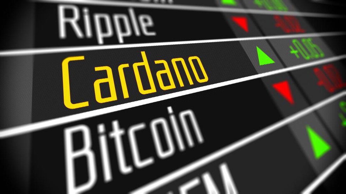 Quelle: pedrosek – Shutterstock Die lang erwarteten Smart Contracts auf Cardano haben die Händler nicht wie gedacht begeistert, und ADA ist seitdem gesunken, selbst wenn der Markt steigt. Einige Analysten glauben, dass eine Cardano-Pumpe in Sicht sein könnte, angespornt durch das Aufkommen von Projekten zur Entwicklung von DeFi-Lösungen im Netzwerk. Cardanos größter Kritikpunkt war lange Zeit, dass es an intelligenten Verträgen mangelte, was seine Verwendung als NFT- und DeFi-Netzwerk abschreckte. Input Output, das Unternehmen, das sich um die Entwicklung des Netzwerks kümmert, hat am 12. September Smart Contracts über das Alonzo-Upgrade eingeführt. Dies sollte ADA zu neuen Höhen führen. Die …