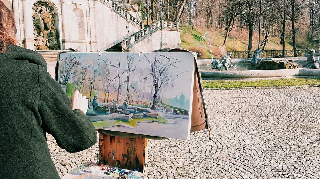 Colditzer Malerin stellt in Grimmas Hospitalkapelle aus Die August-Ausstellung in der Hospitalkapelle in Grimma zeigt Malereien der Colditzerin Ingrid Sauer. Sie trägt den Titel „Du hinterlässt Spuren. Entscheide welche“. Naturbilder, abstrakte Gemälde und Porträts in Acryl werden gezeigt. Ingrid Sauers kraftvolle und ausdrucksstarke Werke Die Colditzer Malerin Ingrid Sauer präsentiert im August ihre aktuellen Bilder in Acrylfarben in der Kleinen Galerie St. Georg. Unter dem Titel „Du hinterlässt Spuren. Entscheide welche.“ beeindrucken ihre Werke durch eine kraftvolle Dynamik sowie ausdrucksstarke Farben und Motive. Sie vermitteln spontane Kreativität und Phantasie. Technische Fähigkeiten und Spachteltechnik Ingrid Sauer erlernte bereits als Jugendliche in …