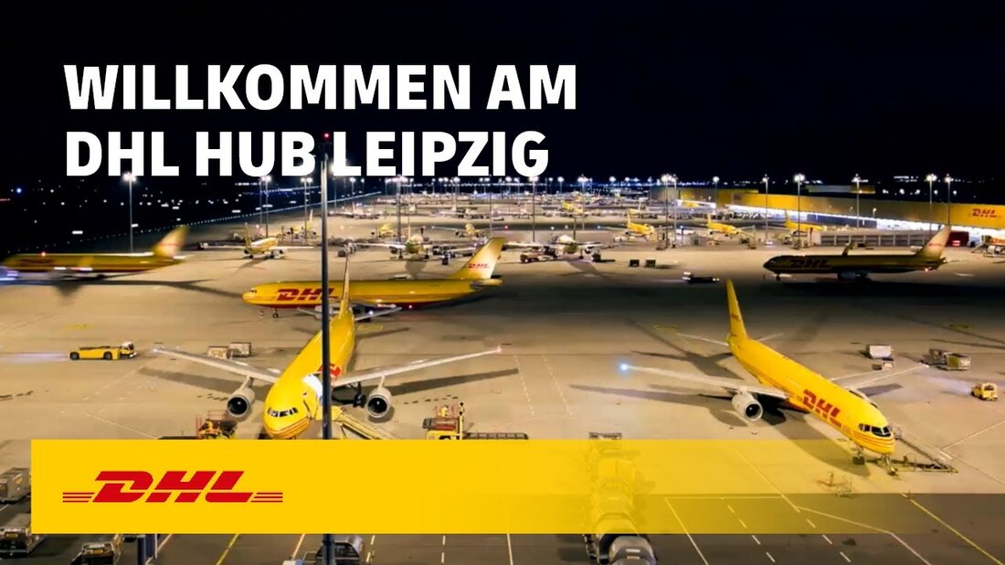 Es war einmal … 1969: Von San Francisco in die Welt – DHL ist in 220 Ländern aktiv und verbindet Menschen auf der ganzen Welt. Im DHL Hub Leipzig, dem Herzen des DHL-Netzwerks, werden jede Nacht Tausende Tonnen Fracht befördert. Mehr über den DHL-Hub in Leipzig und dessen Funktionsweise erfahren Sie im Video. Werden Sie Teil des Teams und bewerben Sie sich unter www.anpacken-dhl.de. Folgen Sie uns: Facebook: www.facebook.com/hubleipzig Instagram: www.instagram.com/hubleipzig/ YouTube: www.youtube.com/channel/ UC0J2FrbT1atOFBL-royKXyg Youtube-Link