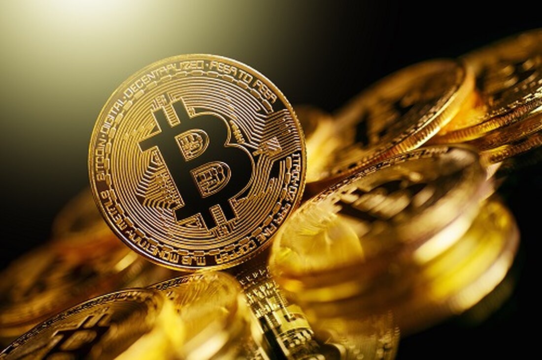 Die letzte Bitcoin-Halbierung fand im April statt, als die Blockbelohnung von 6,25 Bitcoin auf 3,125 Bitcoin sank Jesse Myers sagte, der Preis von Bitcoin müsse steigen, damit ein Gleichgewicht zwischen Angebot und Nachfrage zustande komme Wenn dies geschieht, wird der Markt „in Manie und Blase geraten“, was bei den Bitcoin-Halbierungen 2012, 2016 und 2020 der Fall war Die Wiederwahl von Donald Trump ins Weiße Haus sei nicht „die Hauptgeschichte“ für die jüngste Preisrallye von Bitcoin, sagt der Mitbegründer von Onramp Bitcoin. In einem Beitrag am XJesse Myers sagte, der Hauptgrund sei, dass der Markt die Marke „6+ Monate nach der &hellip;