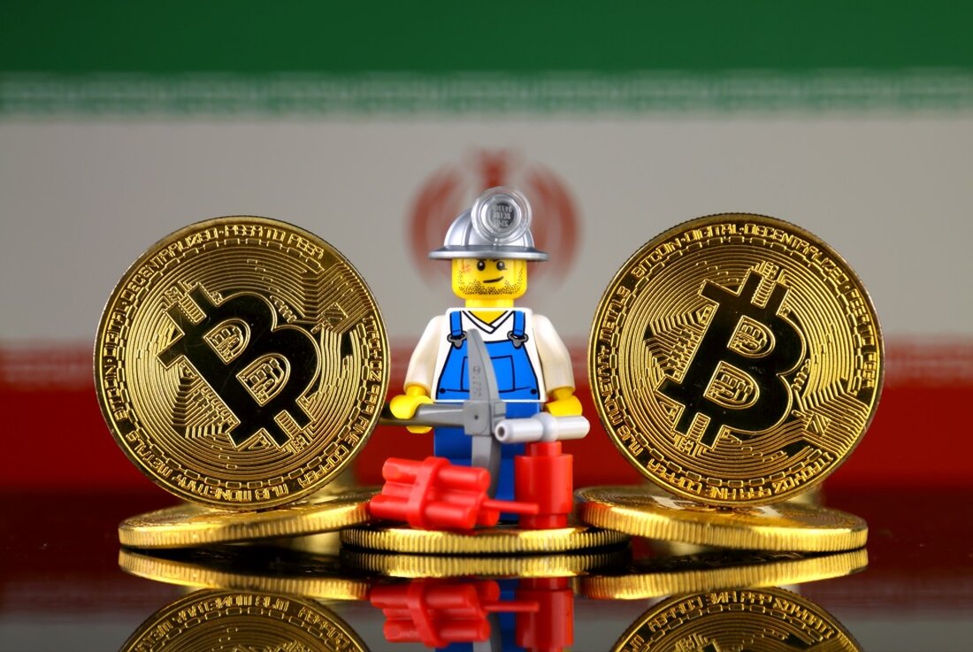 Die Regierung hat illegale Bergleute vor härteren Strafen gewarnt Das illegale Schürfen von Krypto beeinträchtigt die Stromverfügbarkeit für den privaten und industriellen Gebrauch Der Iran schlägt härter mit der Peitsche, da er damit kämpft, dass der unerlaubte Bergbau die Energieversorgung des Landes belastet. Die Regierung wird Gesetze erlassen, die härtere Strafen für diejenigen vorsehen, die beim illegalen Schürfen von Krypto-Assets erwischt werden. Die zwielichtigen Bergleute hart treffen Laut einem Bericht veröffentlicht bis zum Teheran Times am Samstag soll der Schritt Stromausfälle vermeiden und diejenigen bestrafen, die subventionierten Strom für illegale Krypto-Mining-Operationen verwenden. Die Geldstrafen könnten sich verdreifachen und die Gefängnisstrafen …