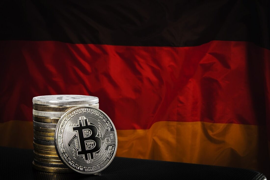 Die deutsche LBBW-Bank und die Krypto-Börse Bitpanda haben eine Partnerschaft angekündigt. Die Bundesbank wird die Technologie von Bitpanda nutzen, um eine eigene Verwahrungslösung für Krypto zu entwickeln. Die Landesbank Baden-Württemberg (LBBW), Deutschlands größte Bundesbank, ist eine Partnerschaft mit der in Österreich ansässigen Krypto-Börse Bitpanda eingegangen, um ihre Krypto-Verwahrungsdienste einzuführen. In der Ankündigung geteilt Am Montag sagte Bitpanda, dass die LBBW die Technologie der Krypto-Börse nutzen werde, um ihre Krypto-Verwahrungs- und Beschaffungsdienste zu testen. Neuer Partnerschaftsalarm: Bitpanda x LBBW 🤝 Die Landesbank Baden-Württemberg, Deutschlands größte Landesbank, wird ihr Angebot an digitalen Vermögenswerten in Zusammenarbeit mit Bitpanda erweitern! Bitpanda Technology Solutions stellt &hellip;