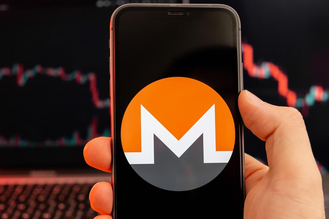 LocalMonero ist ein Peer-to-Peer (P2P) Handelsplattform für den datenschutzorientierten Coin Monero (XMR). Die Plattform wird eingestellt und die Website soll am 7. November geschlossen werden. LocalMonero, die größte Peer-to-Peer-Handelsplattform (P2P) für Monero (XMR), wird geschlossen. Die P2P-Plattform angekündigt gab am späten Dienstag bekannt, dass der Betrieb mit sofortiger Wirkung eingestellt wird und neue Anmeldungen und Anzeigenveröffentlichungen ab dem 7. Mai deaktiviert sind. Vor der vollständigen Schließung der Website wird LocalMonero alle Handelsaktivitäten einstellen, dies ist für den 14. Mai geplant. Die siebenjährige Tätigkeit der Plattform, die sie zur größten Peer-to-Peer-Handelsplattform für Monero gemacht hat, endet offiziell am 7. November . …