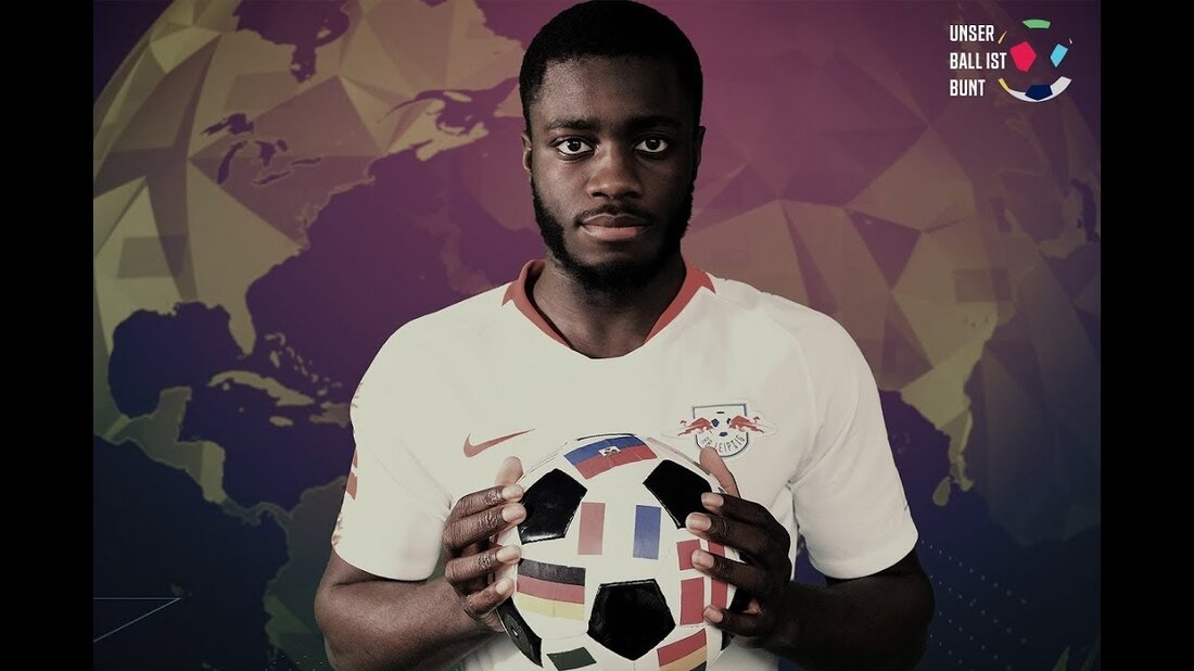 Unser Ball ist bunt! 14 Nationen, zehn Sprachen, ein Team. Mit dieser Behauptung zeigen wir immer wieder, wofür RB Leipzig steht. Für Vielfalt und Offenheit. Für Menschenwürde und Toleranz. Für eine farbenfrohe Club- und Fan-Kultur. Für die Grundwerte der Gesellschaft. Die Roten Bullen senden auch während der Internationalen Wochen gegen Rassismus eine farbenfrohe Botschaft aus! ▶ http://www.dierotenbullen.com/YouTube Facebook: https://www.facebook.com/rbleipzig/ Twitter: https://twitter.com/DieRotenBullen Instagram: https://www.instagram.com/dierotenbullen Website: https://www.dierotenbullen.com/. Youtube-Link