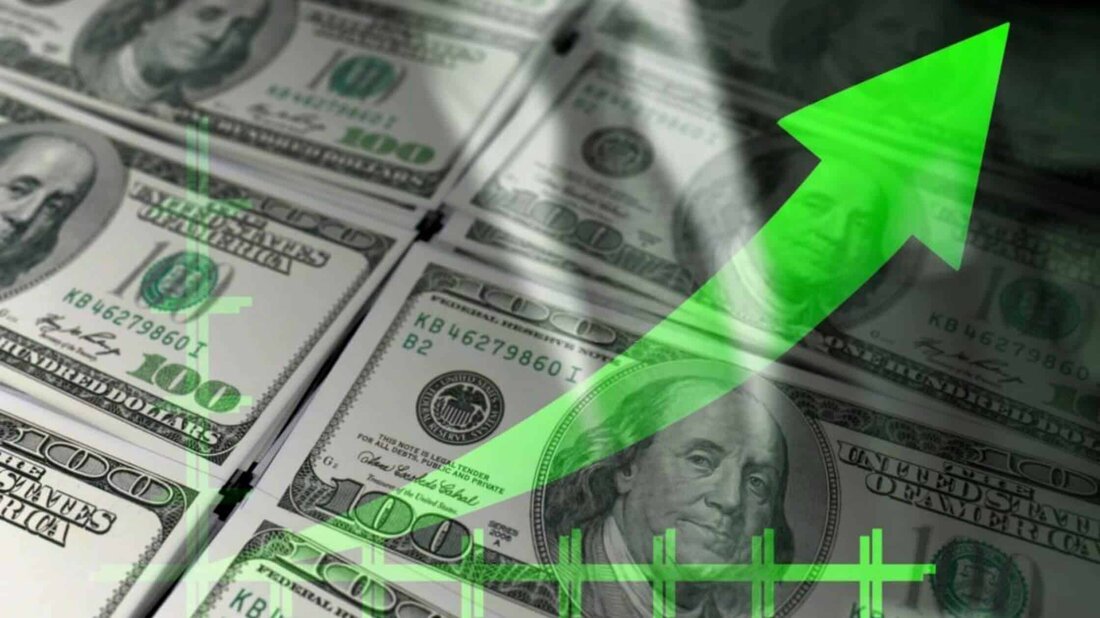 Die zentralen Thesen Algotech hat seine zweite Vorverkaufsrunde abgeschlossen und bisher mehr als 3,5 Millionen US-Dollar gesammelt. Ziel des Projekts ist es, KI-Lösungen für die schnelllebige Welt des Kryptowährungshandels bereitzustellen. Der Vorverkauf von Algotecth verlief reibungslos und es wurde kürzlich ein weiterer wichtiger Meilenstein gesetzt. Die Investitionen in das Projekt nehmen weiter zu, da der breitere Kryptowährungsmarkt in den kommenden Wochen voraussichtlich weiter ansteigen wird. Was ist Algotech? Um zu verstehen, warum Investoren Algotech kaufen, müssen Sie verstehen, um welches Projekt es sich handelt und welche Lösung es den Benutzern bietet. Algotech ist eine hochmoderne dezentrale algorithmische Handelsplattform, die speziell …
