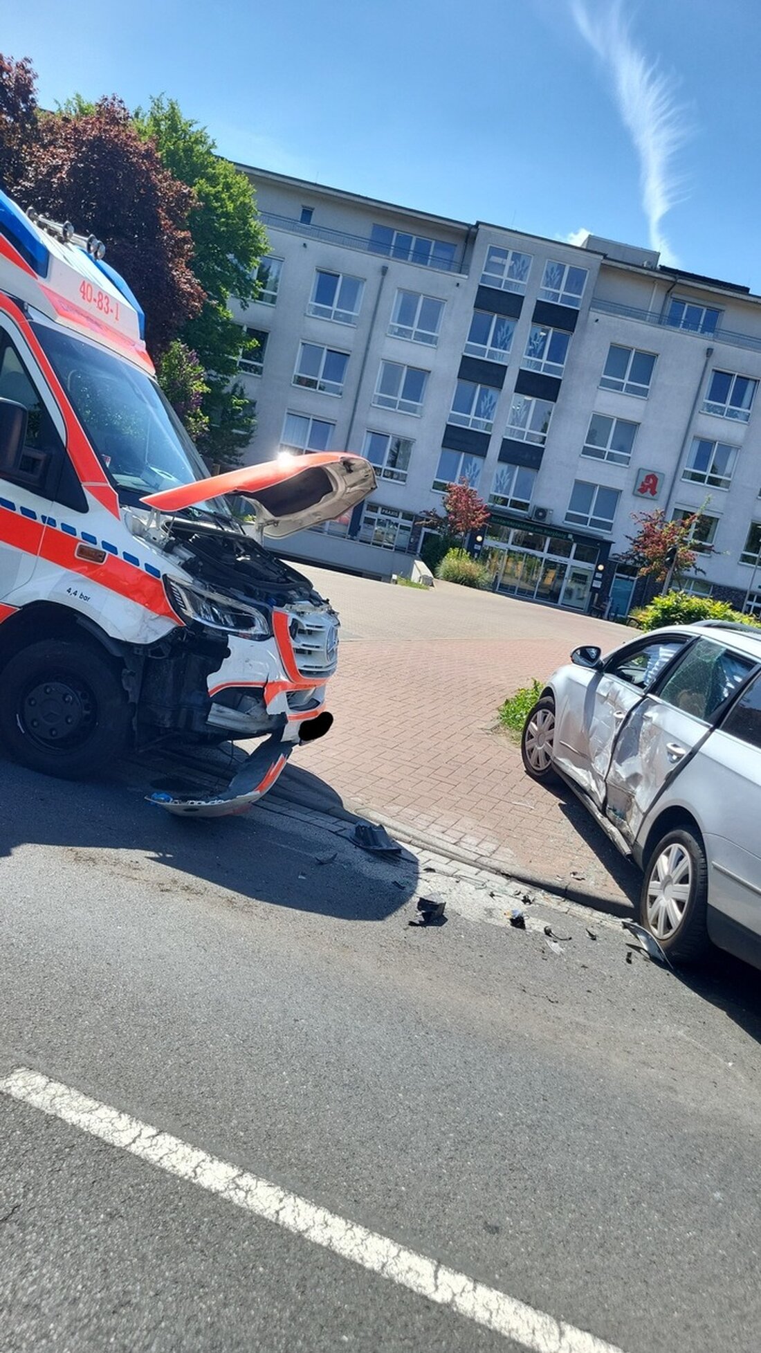 In Oyten ereigneten sich mehrere Vorfälle: Unfallflucht, Unfall mit Rettungswagen, alkoholisiert am Steuer sowie dreiste Diebe.