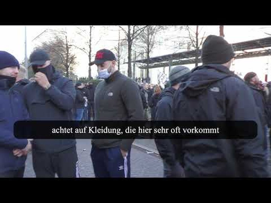 Dieser Film wird verwendet, um seltsame Demo-Besucher an diesem Tag zu dokumentieren. Ich habe gefilmt, was mir aufgefallen ist …. Fehler sind natürlich immer möglich! Machen Sie sich ein eigenes Bild von diesen Szenen … bestenfalls kann ich mir vorstellen, wer da ist und was diese Leute vorhatten. . Youtube-Link