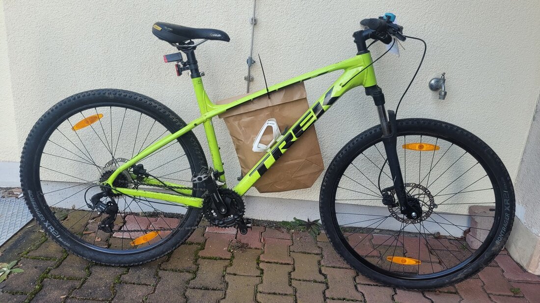 Echzell sucht Fahrradbesitzer; Griedel verzeichnet drei Einbrüche; Schmuckdiebstähle und Wahlplakat-Brandstiftung gemeldet.