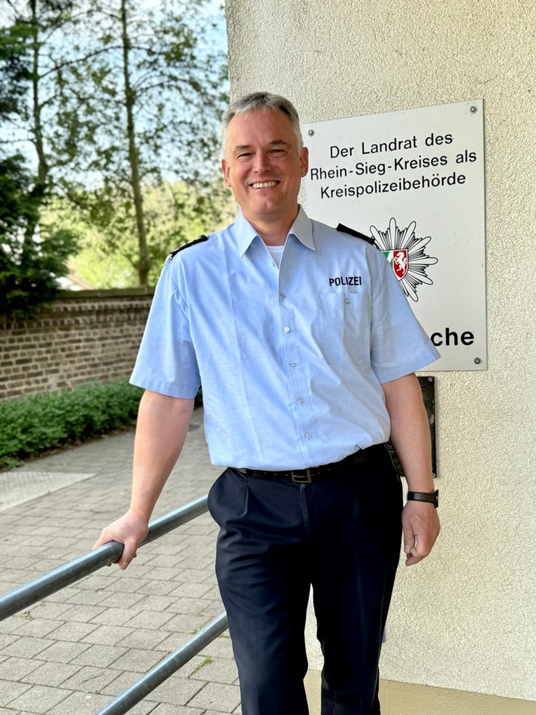 Erster Polizeihauptkommissar Rainer Limbach ist neuer Wachleiter der Polizeiwache Eitorf und bringt wertvolle Erfahrung mit.