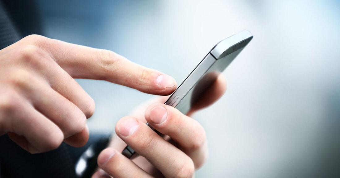 Energie sparen: Telefonische Beratung Am Montag, den 17. April 2023 zwischen 16 und 18:30 Uhr, bietet das Umweltinformationszentrum (UiZ) zusammen mit der Verbraucherzentrale Sachsen, zusätzlich zum persönlichen Beratungsangebot im Technischen Rathaus, eine anbieterunabhängige und kostenlose Energieberatung per Telefon an. © Tanusha &#8211; stock.adobe.com Die Schwerpunkte werden Energiesparen im Haushalt, baulicher Wärmeschutz, Einsatz regenerativer Energien, Fördermöglichkeiten sowie Strom- und Heizkostenabrechnungen sein. Beratungen werden nur mit vorheriger telefonischer Anmeldung unter 0341 696-2929 vergeben. Weitere Informationen Telefon: 0341 696-2929www.leipzig.de/uiz Vor Ort: Umweltinformationszentrum, Prager Straße 118-136, Haus A.II (dienstags, 14 bis 17 Uhr)