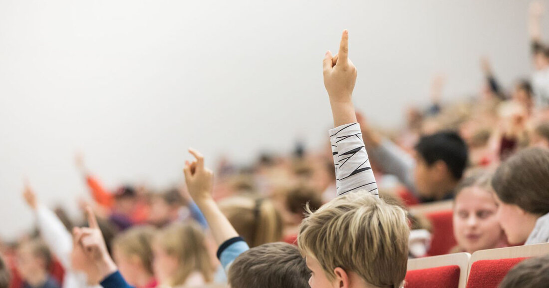 Die Kinderuni Leipzig startet am 16. Mai 2025 mit spannenden Vorlesungen für 8- bis 12-Jährige zu Themen wie Quantenphysik und Artenschutz.