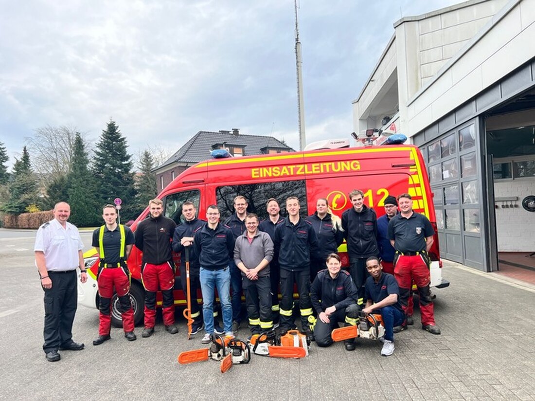 Die Freiwillige Feuerwehr Werne absolvierte erfolgreich einen Motorsägenlehrgang mit theoretischen und praktischen Einheiten.