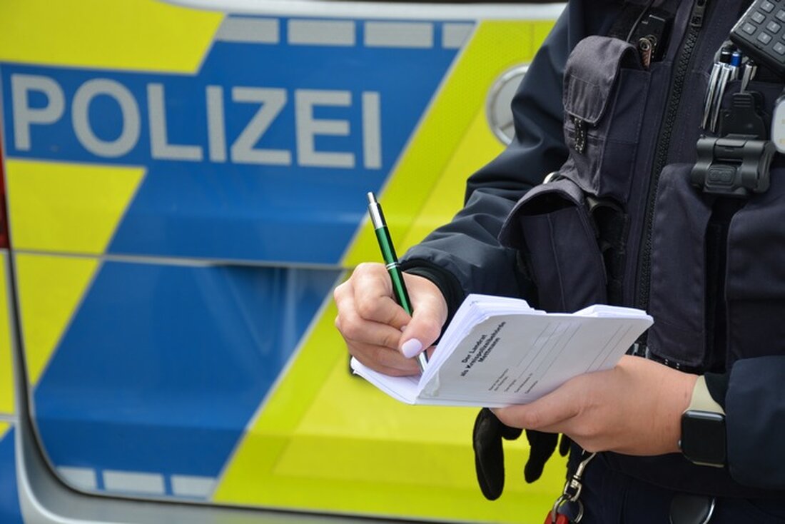 Die Polizei Mettmann berichtet über zwei aktuelle Verkehrsunfallfluchten in Monheim und Hilden. Zeugen gesucht!