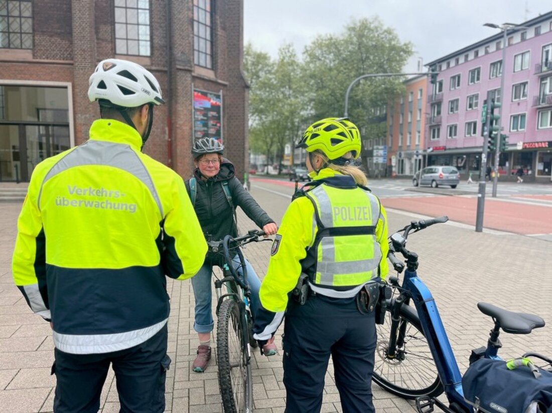 Am 25. April eröffnet die Polizei Bochum die Fahrradsaison in der Innenstadt mit Schwerpunktkontrollen für mehr Verkehrssicherheit.