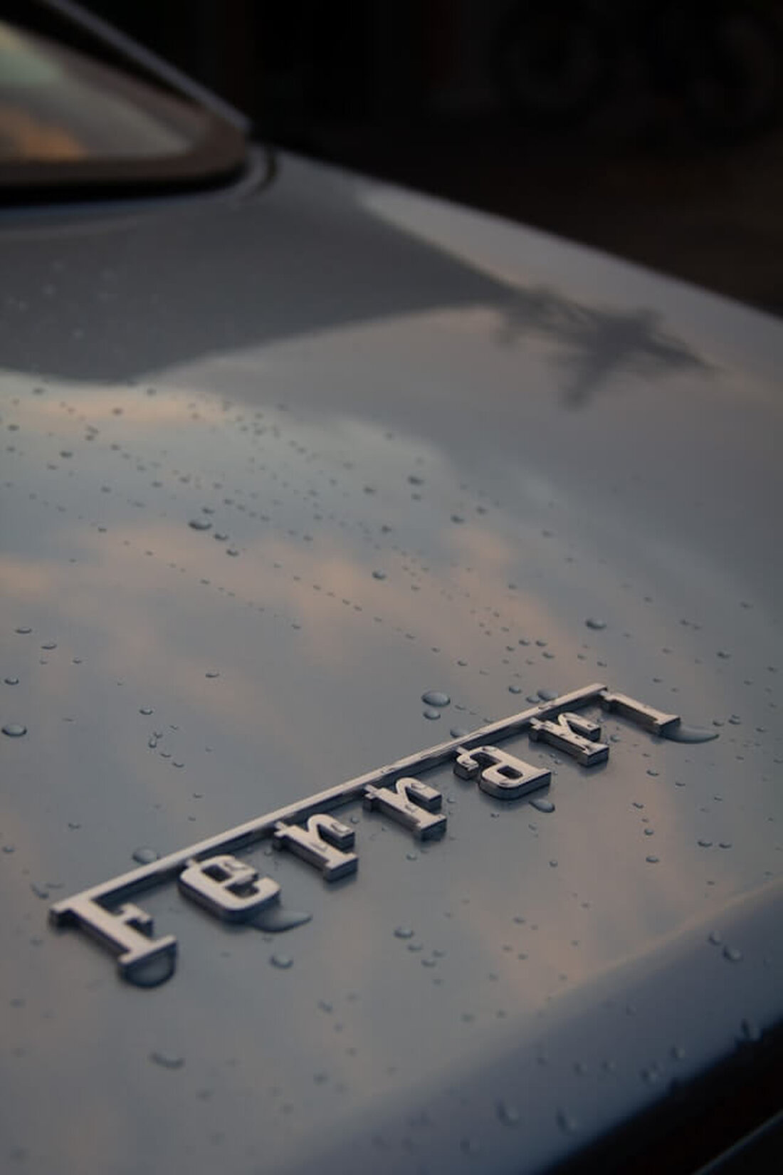 Ferrari wird ab Ende Juli Krypto-Zahlungen für seine Luxussportwagen von Kunden in Europa akzeptieren, gab der italienische Autohersteller am Mittwoch bekannt. Laut einem Bericht von Reuters weitet Ferrari sein Kryptowährungs-Zahlungssystem auf europäische Händler seiner Autos aus und erweitert damit seine Präsenz in den Vereinigten Staaten um den neuen Markt. Außer in Europa wird der Hersteller luxuriöser Sportwagen versuchen, das Krypto-Zahlungssystem auch in seine anderen Händlernetze auf der ganzen Welt zu bringen. Ferrari akzeptiert Krypto-Zahlungen in Europa Ferrari beginnt in den USA ab 2023 damit, Kryptowährungen für seine Autos zu akzeptieren. Laut Reuters Bericht Am 24. Juli will das Unternehmen das …