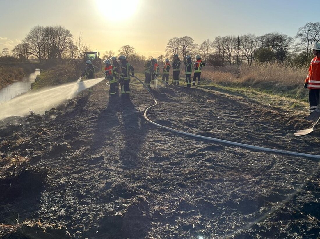 In Tarmstedt wurde die Feuerwehr am Samstagabend wegen eines Flächenbrandes alarmiert. Schnelles Eingreifen verhinderte Schlimmeres.