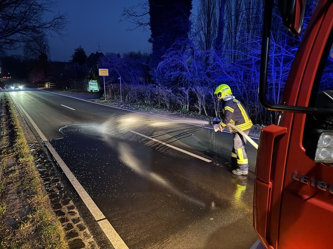 Die Feuerwehr Flotwedel bewältigte zwei außergewöhnliche Einsätze innerhalb von 24 Stunden, bei denen Gülle auf Straßen entfernt wurde.