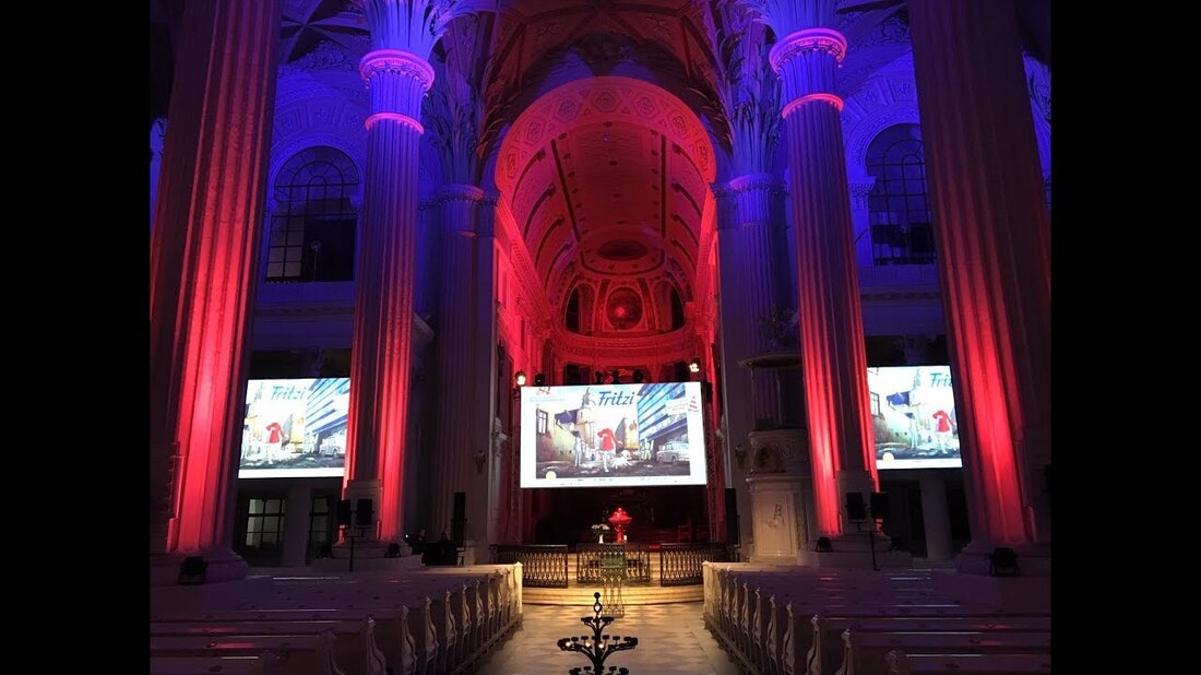Jetzt im Kino. Info & Tickets: www.weltkino.de/fritzi Am 7. Oktober 2019 feierte der Familienkino seine deutsche Premiere in der ehrwürdigen Nikolaikirche in Leipzig. ELASTIC FILMKOMBINAT produzierte den ersten Schnitt im Auftrag von WELTKINO FILMVERLEIH. Dank des Leipziger Familienpublikums die großartigen Stimmen und wunderbaren Eindrücke aus dem Herzen der Stadt der friedlichen Revolution von 1989. Youtube-Link