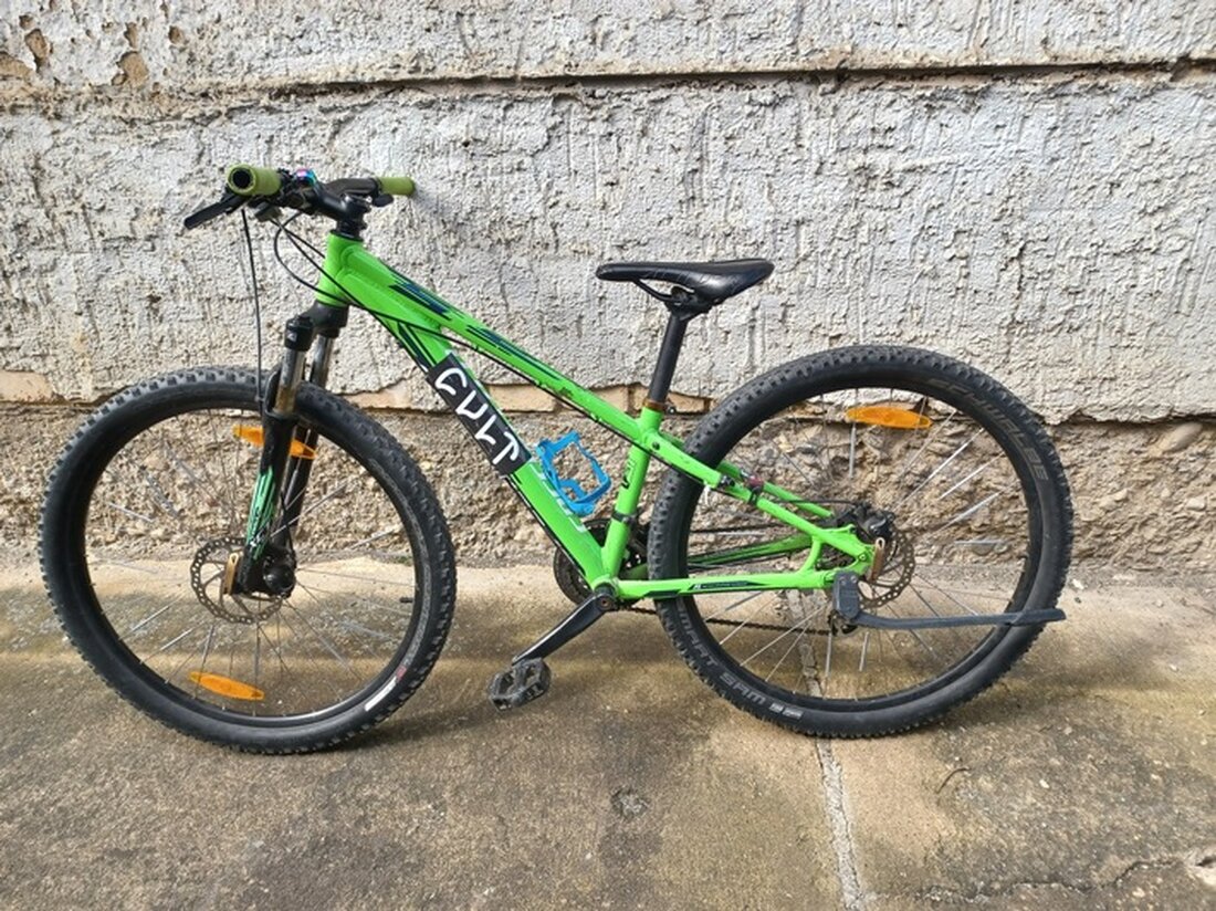 Die Polizei Jena sucht den Besitzer eines am 6. April 2025 sichergestellten Mountainbikes. Hinweise unter 03641 - 810.