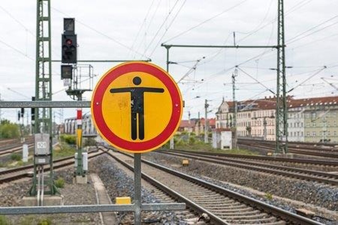 Drei Gleisläufer sorgten am 25. März auf der Strecke Neubeckum-Ahlen für Zugverspätungen. Bundespolizei leitet Verfahren ein.