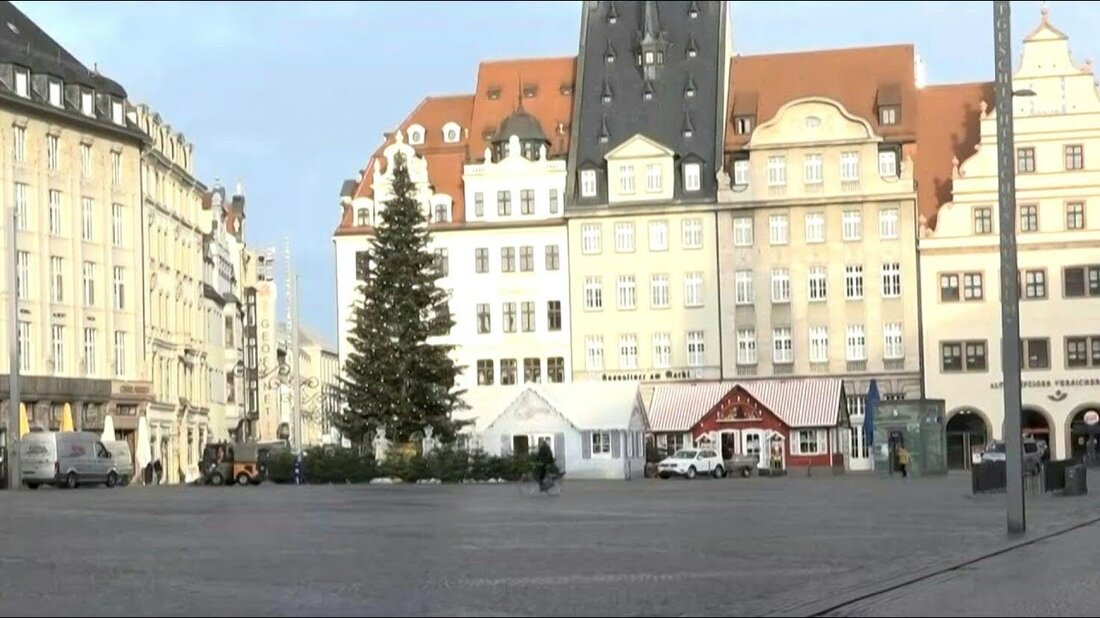 In Sachsen gelten strengere Koronabeschränkungen. Schulen und Kindertagesstätten bieten nur Notfallversorgung an, die meisten Geschäfte sind geschlossen, beispielsweise in Leipzig. Abonnieren Sie AFP und aktivieren Sie Ihre Benachrichtigungen, um die neuesten Nachrichten zu erhalten ? https://www.youtube.com/channel/UCCjkK_Qk9BUytDlAzz0iCZw/?sub_confirmation=1. Youtube-Link