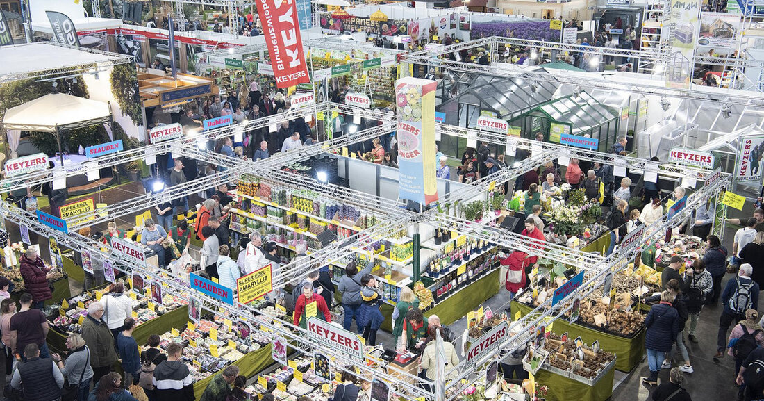 Haus-Garten-Freizeit 2023 Vom 11. bis 19. Februar 2023 bietet das Messedoppel Mitteldeutsche Handwerksmesse und Haus-Garten-Freizeit wieder ein vielfältiges Programm aus Unterhaltung, Mitmachen und Beratung rund um die Themen Garten, Bauen, Wohnen und Freizeit. © Leipziger Messe / Lutz Zimmermann Nach einer pandemiebedingten Pause heißt es 2023 wieder &#8222;Erlebe was geht&#8220; auf der Haus-Garten-Freizeit. In den verschiedenen Erlebniswelten präsentieren mehr als 650 nationale und internationale Ausstellerinnen und Aussteller ihr vielfältiges Angebot für Groß und Klein. Mit dem Ticket für das Messedoppel kann am 11. und 12. Februar sogar die parallel auf dem Leipziger Messegelände angebotene Motorradmesse besucht werden. Programmhighlights für die &hellip;