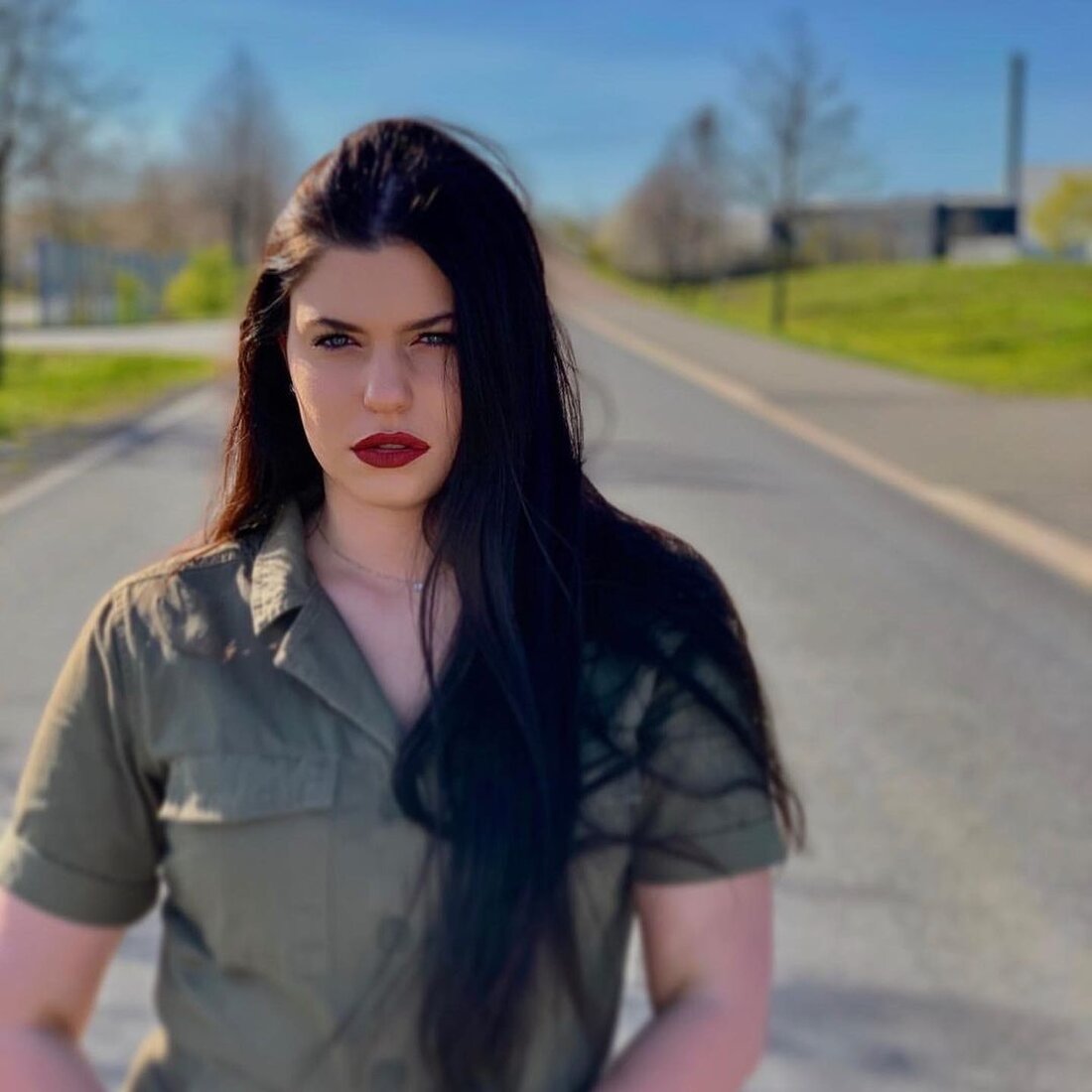 Heute stellen wir euch vor: @nadine_stg aus Leipzig „Hallo Leipzig Beauties, mein Name ist Nadine Steigert, ich bin 19 Jahre alt, 1,75m groß und komme aus Leipzig. In meiner Freizeit lese ich gerne, um meinen Körper fit zu halten besuche ich das Fitnessstudio.“ Schaut mal bei ihr vorbei und lasst einen Like da oder folgt ihr. ___ Bewirb dich jetzt und schicke uns per DM deine 5 Lieblingsbilder von dir (falls sie ein Fotograf aufgenommen hat, mit Angabe des Fotografen) sowie einen kurzen Text über dich (z.B. mit Name, Alter, Ort, Hobbies, was wir noch über dich wissen sollten) so …