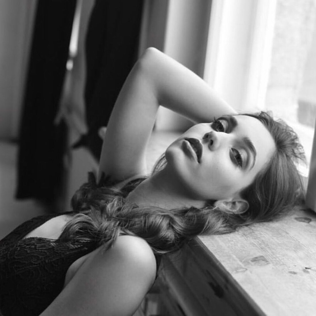 Heute stellen wir euch vor: @xmaddu aus Leipzig: „Hey, ich heiße Martha und komme aus Leipzig. Ich bin 19 Jahre alt und studiere Wirtschaftsinformatik an der Uni Leipzig. Nebenbei bin ich als Model tätig, sowohl tfp mäßig als auch in einer Agentur (Jay Jay Models). Ich liebe es mich mit Freunden zu treffen und zu malen :)“ Schaut mal bei ihr vorbei und lasst einen Like da oder folgt ihr. ___ Bewirb dich jetzt und schicke uns per DM deine 5 Lieblingsbilder von dir (falls sie ein Fotograf aufgenommen hat, mit Angabe des Fotografen) sowie einen kurzen Text über dich …