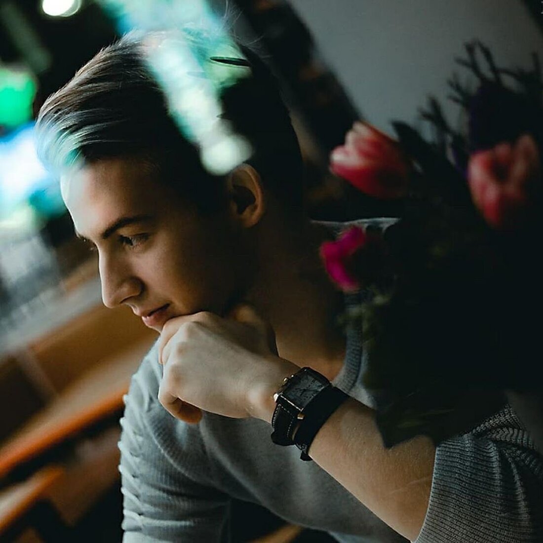 Heute stellen wir euch vor: @x.steven_schiefer.x aus Leipzig „Mein Name ist Steven, ich bin 18 Jahre alt, absolviere derzeit mein Fachabi und bin seit Geburt an ein stolzer Leipziger! Ich reise sehr gerne und sehr viel durch die Welt und mache gerne neue Erfahrungen.?“ Schaut mal bei ihm vorbei und lasst einen Like da oder folgt ihm. ___ Bewirb dich jetzt und schicke uns per DM deine 5 Lieblingsbilder von dir (falls sie ein Fotograf aufgenommen hat, mit Angabe des Fotografen) sowie einen kurzen Text über dich (z.B. mit Name, Alter, Ort, Hobbies, was wir noch über dich wissen sollten) …